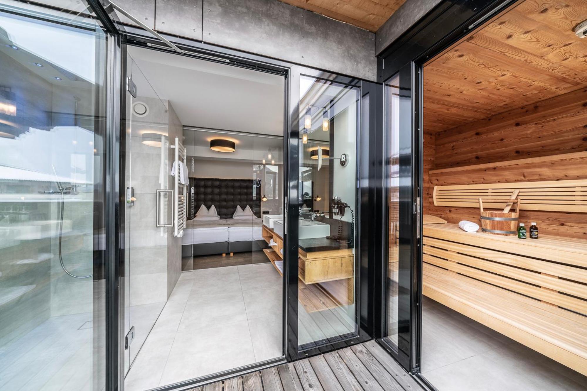Junior Suite Sauna